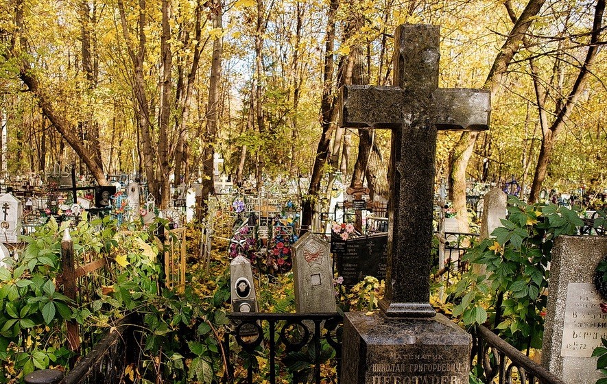 На Арском кладбище состоится презентация нового выпуска журнала «Казань», целиком посвященного кладбищам