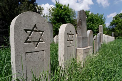 Иудейское кладбище в Казани получит новое финансирование 